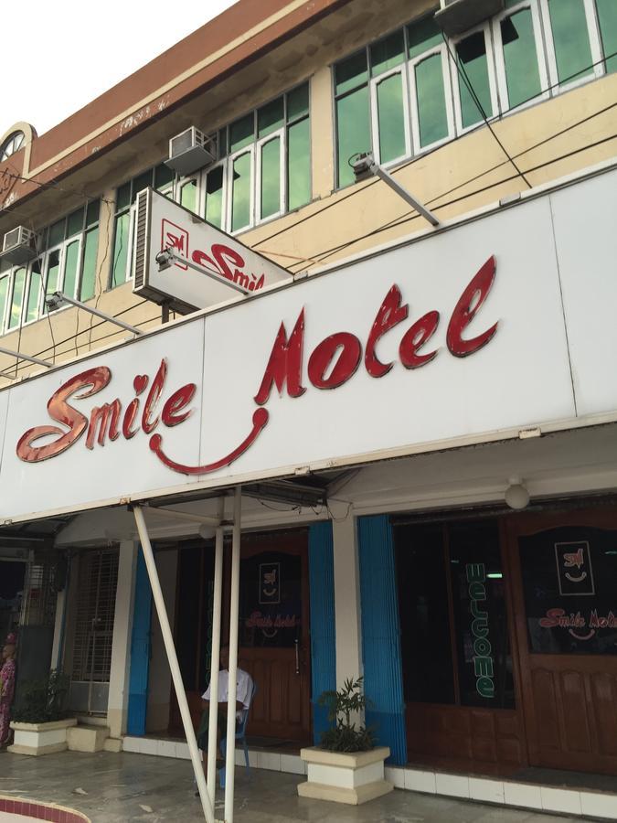 Smile Motel Pyay Exterior foto